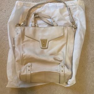 Badgley Mischka Cream Bag